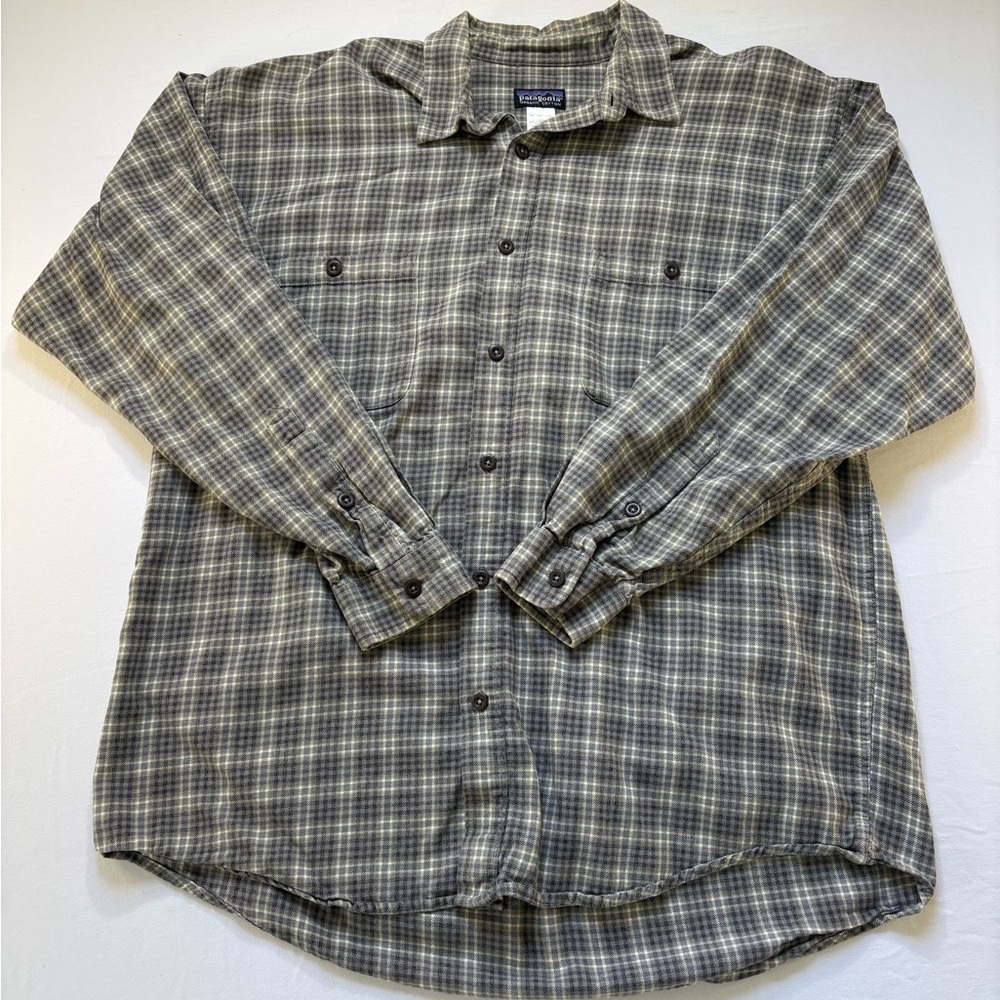Patagonia Organic Cotton,Mens Large Plaid Shirt in Gray and Yellow